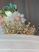 Load image into Gallery viewer, Charmeuse Tiara
